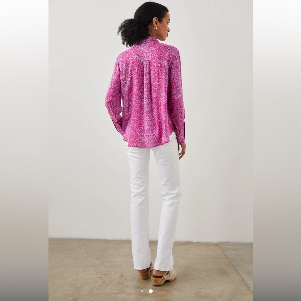 Rails Josephine Magenta Cheetah Print Button Down Shirt Size M - Picture 5 of 11